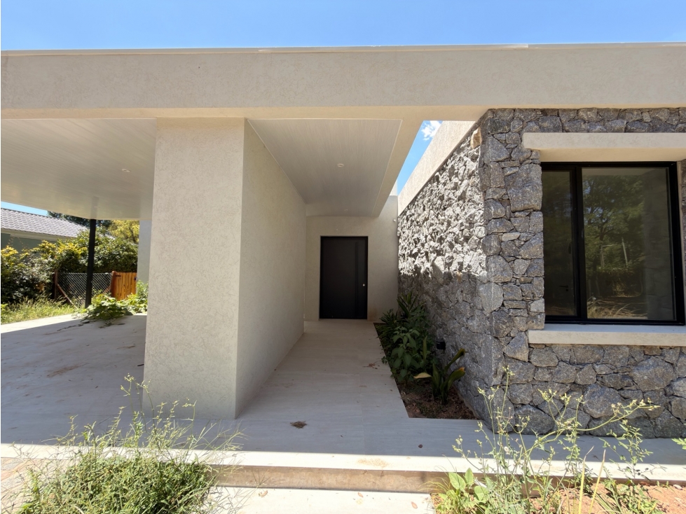Moderna y de Categoría: Lote de 1000m², Piscina y Diseño Premium — foto 2