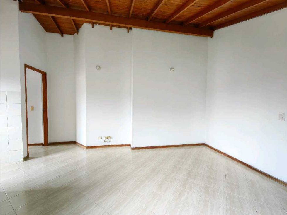 Aparta estudio en venta 5 piso sin ascensor Belen Parque — foto 4
