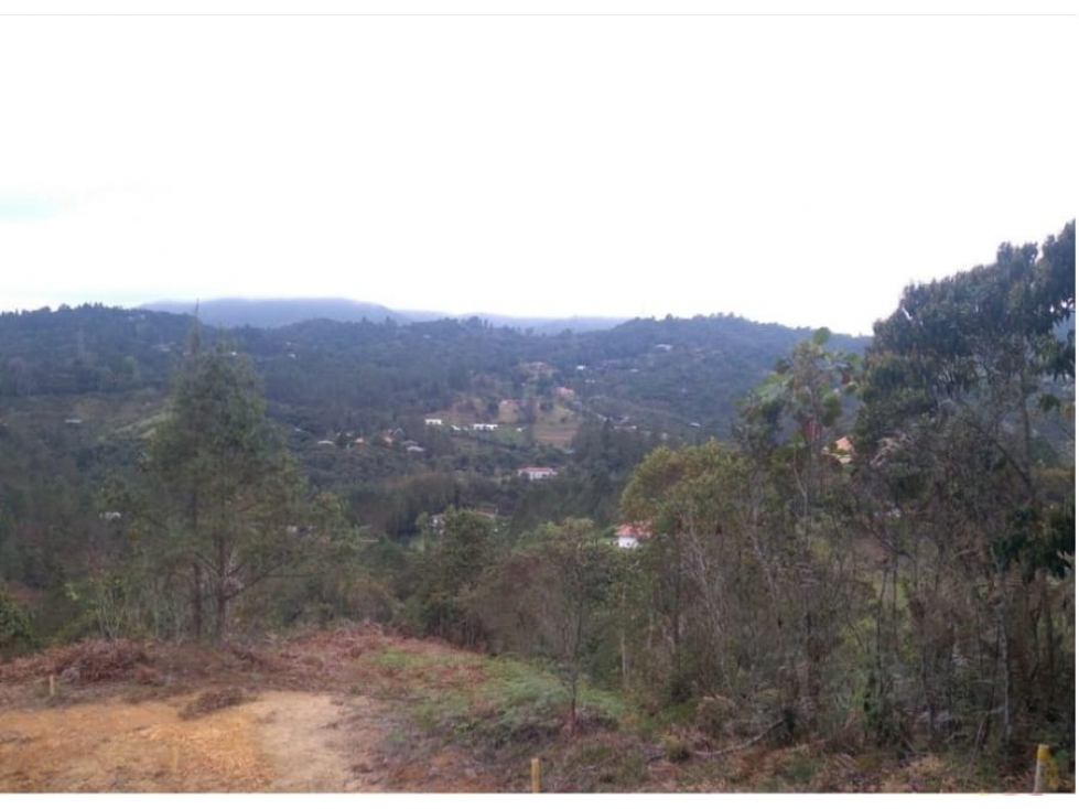 EL RETIRO EXCELENTE LOTE EN EL SECTOR VERMONT (ALTO DE LAS PALMAS) — foto 2