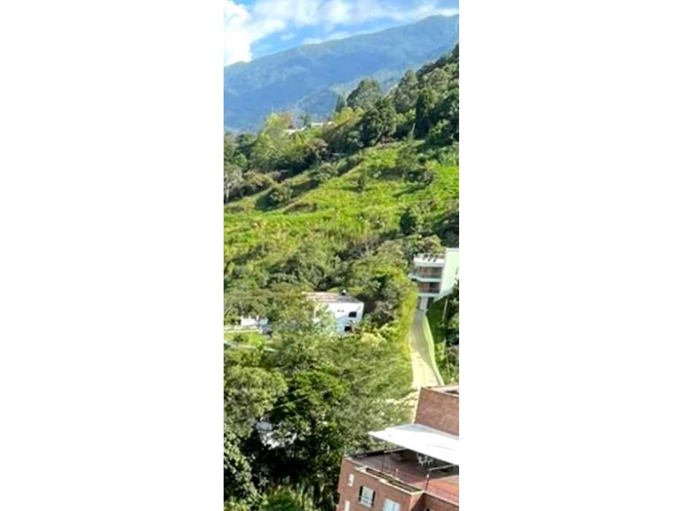 VENDO APARTAMENTO ENVIGADO CON VISTA PISO 9 UNIDAD COMPLETA LA MINA