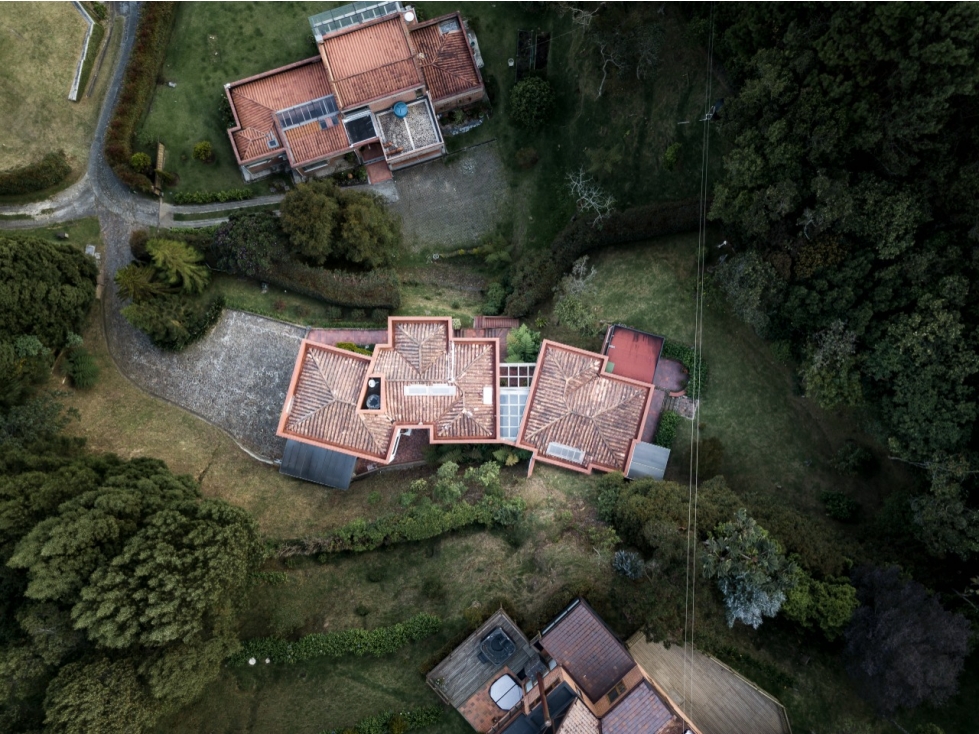 ENVIGADO LOMA DEL ESCOBERO EXCELENTE CASA CAMPESTRE EN PARCELACION 3