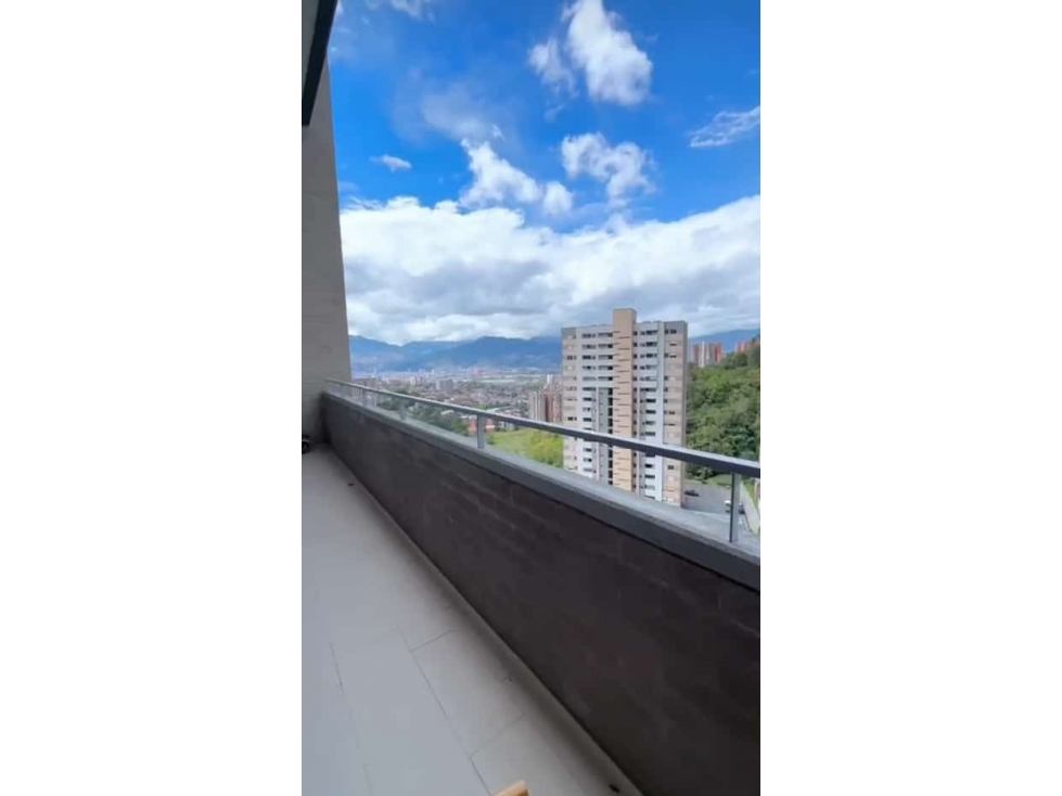 ENVIGADO CAMINO VERDE EXCELENTE APTO MODERNO PISO ALTO AMPLIO BALCON