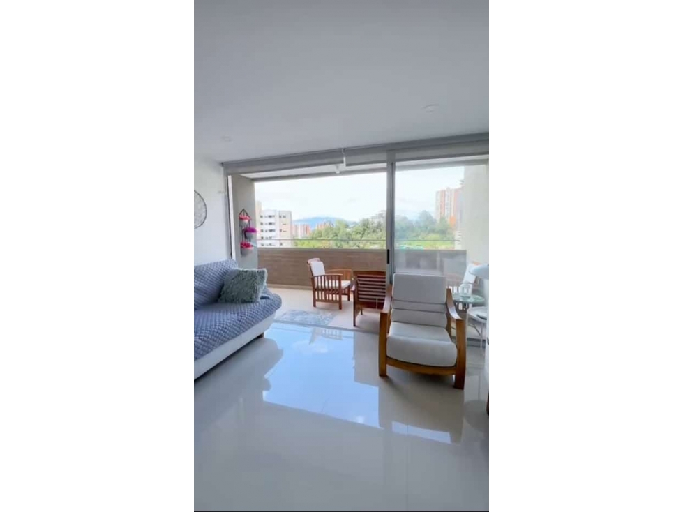 ENVIGADO CAMINO VERDE EXCELENTE APTO MODERNO PISO ALTO AMPLIO BALCON — foto 3