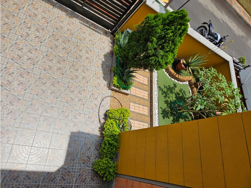 SURAMERICA EXCELENTE CASA UNIFAMILIAR EN URBANIZACION COMPLETA — foto 5