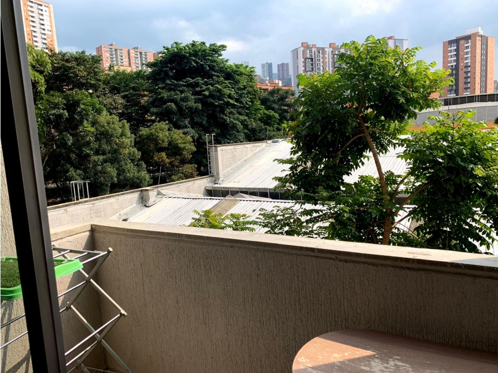 SABANETA EXCELENTE APTO MODERNO A UN LADO DE MAYORCA CON BUEN PRECIO — foto 5