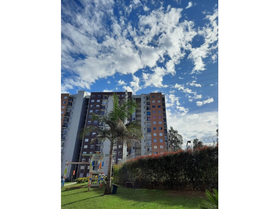 RIONEGRO APTO EN UNIDAD SUPER COMPLETA URBANIZACION MANZANILLOS