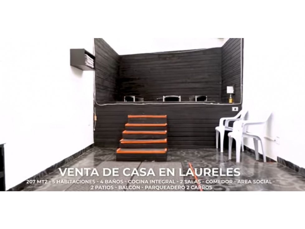 LAURELES EXCELENTE CASA DE 3 NIVELES CON USO DE SUELO ALTA MIXTURA — foto 3