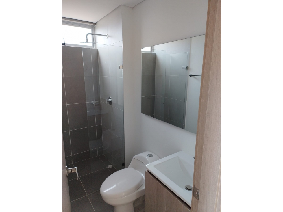 SABANETA EXCELENTE APTO EN CESION DE DERECHOS CENTURY TOWER — foto 6