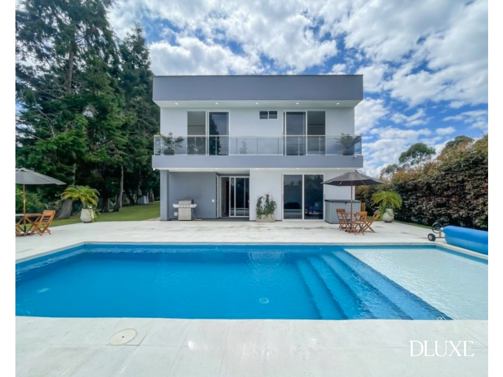 Venta, Casa, 5 habitaciones, Rionegro - Antioquia