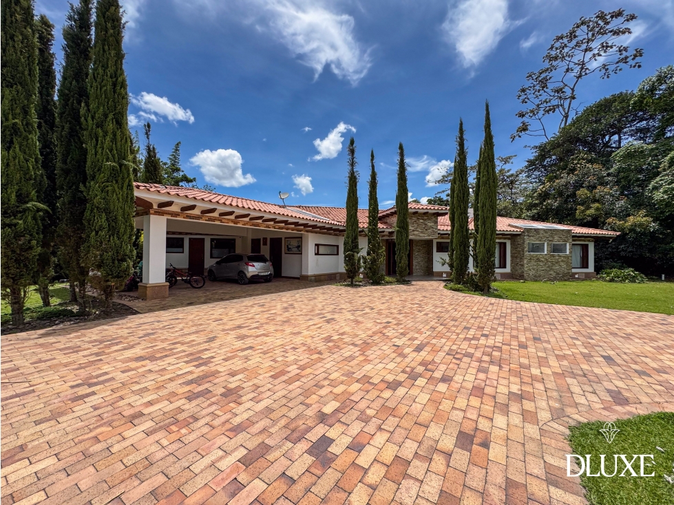 Venta, Casa, 4 habitaciones, Rionegro - Antioquia