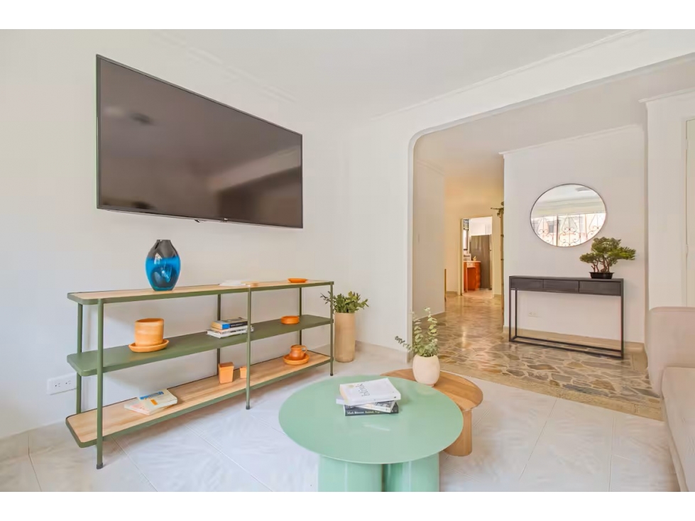 APARTAMENTO EN VENTA EN LAURELES PRIMER PISO CON TERRAZA — foto 4