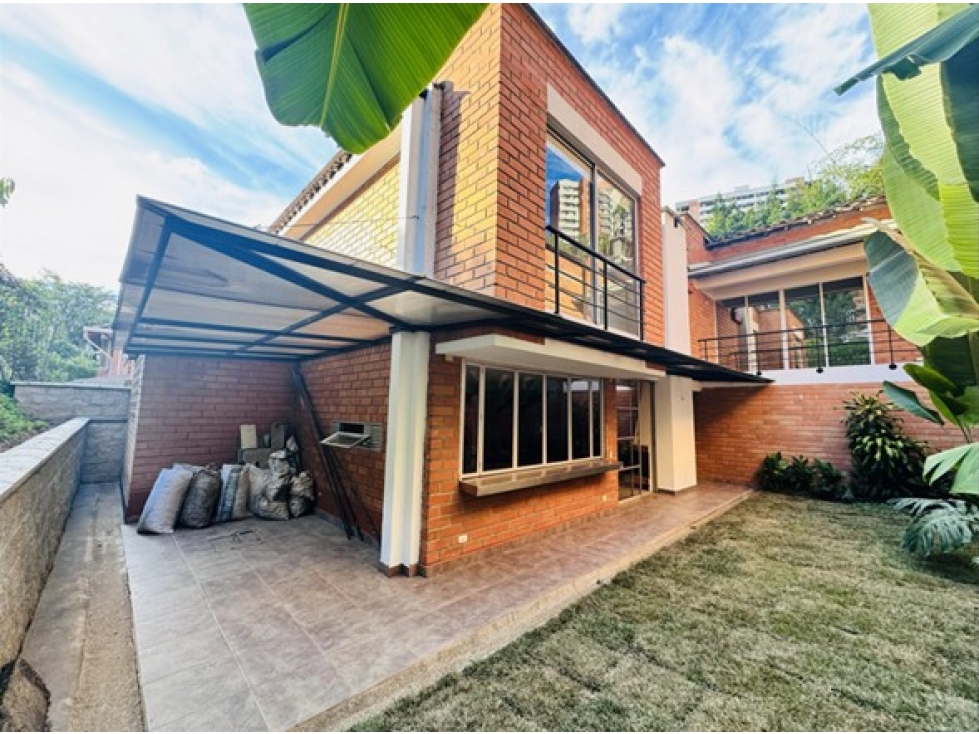 CASA DE 2 NIVELES EN VENTA EN UNIDAD CERRADA EN SABANETA — foto 2