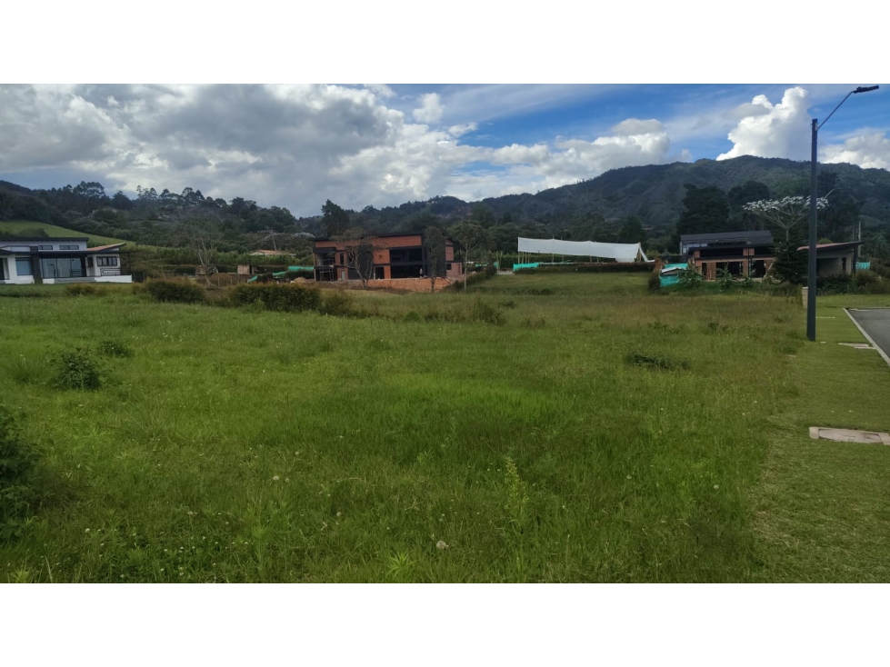 LOTE EN VENTA EN PARCELACIÓN CERRADA EN LA CEJA, EL TAMBO — foto 4