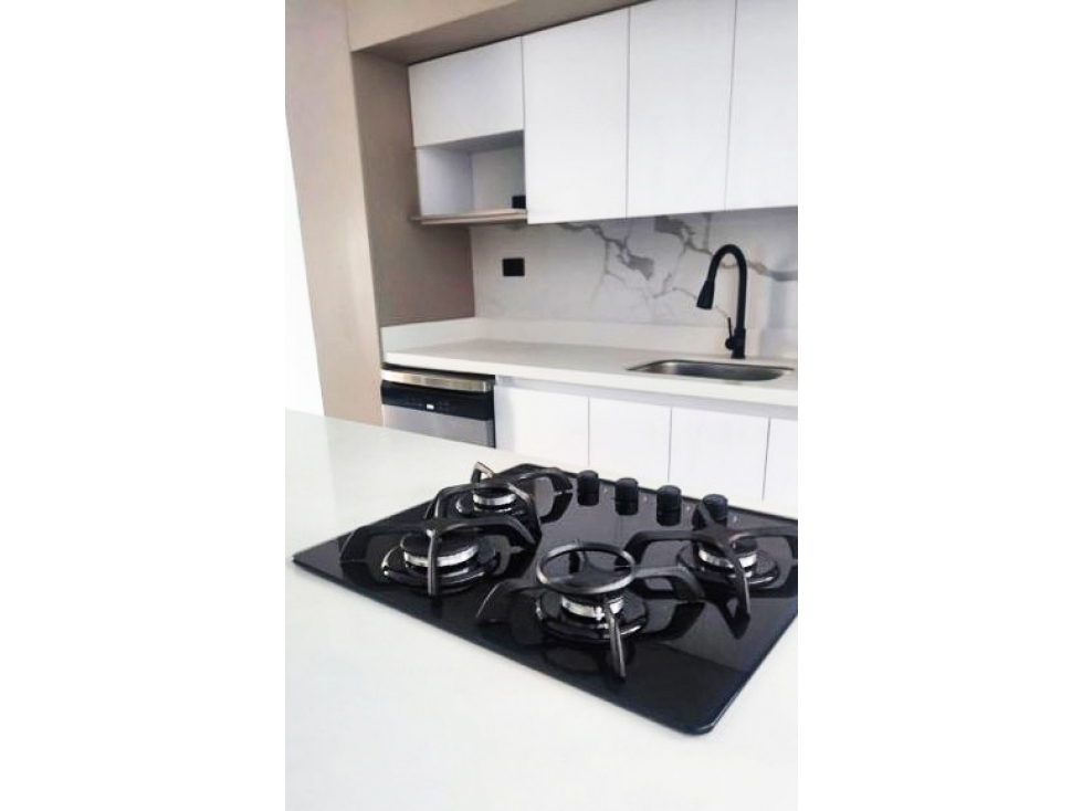 CASA EN VENTA EN UNIDAD ABIERTA EN LA CEJA, EL TAMBO — foto 4