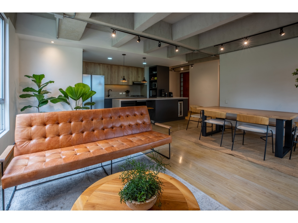 APARTAMENTO EN VENTA CON ACABADOS MODERNOS EN EL POBLADO — foto 2
