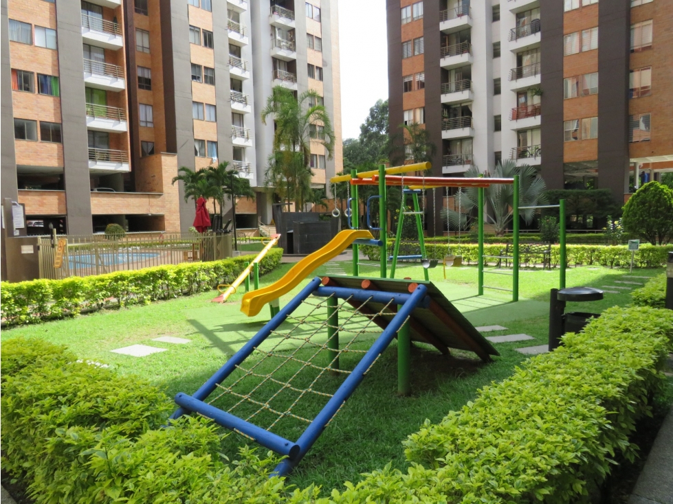 ENVIGADO APTO EN URBANIZACION UBICADA EN CAMINO VERDE