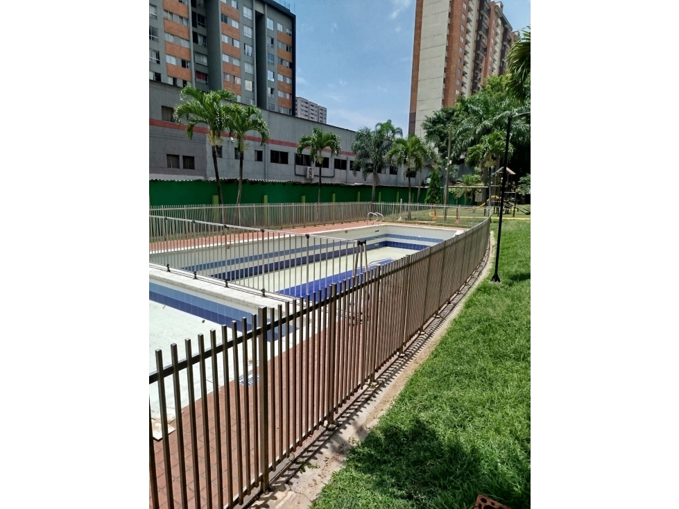 LOS COLORES VENTA APTO CON VISTA EN UNIDAD COMPLETA — foto 4