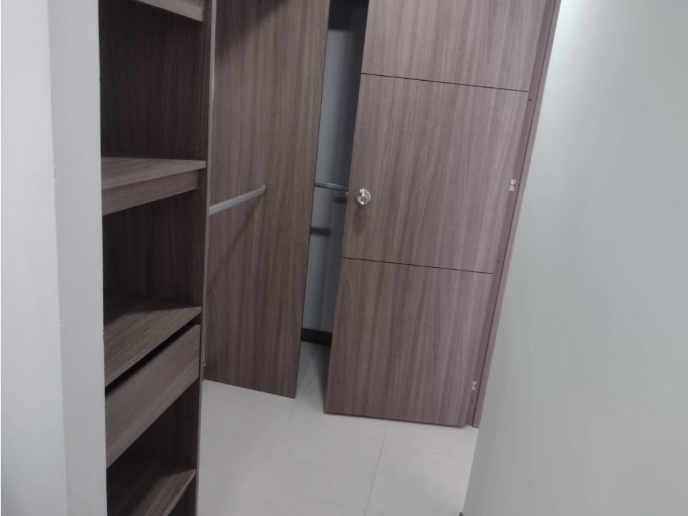 LA ESTRELLA APTO CON EXCELENTE VISTA EN UNIDAD SUPER COMPLETA — foto 3