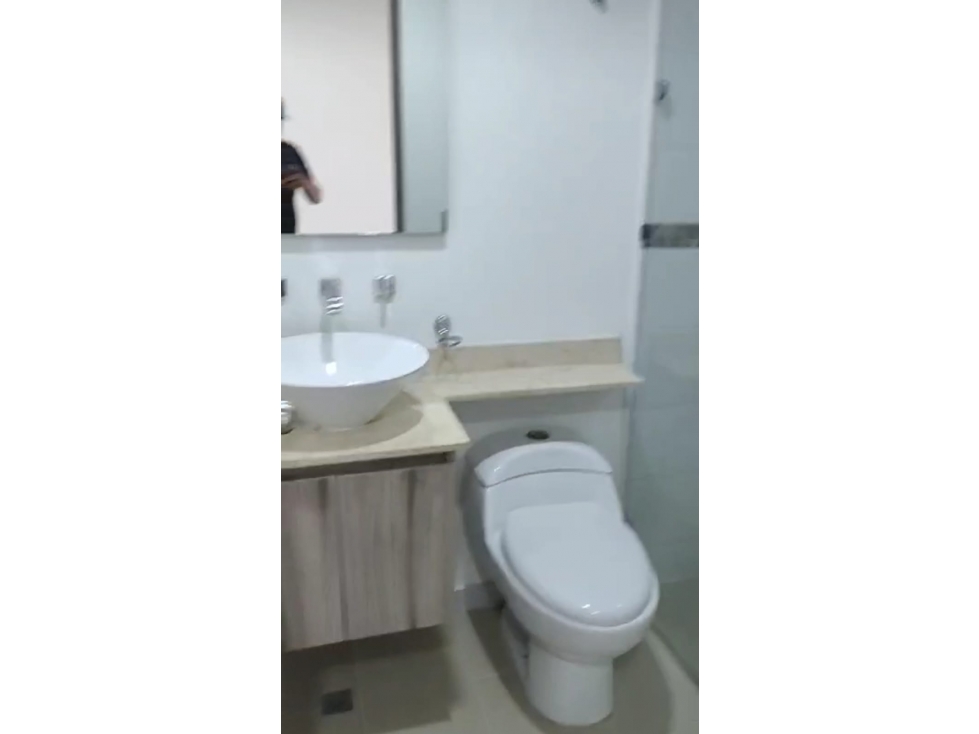 SABANETA APTO EN PH CON BUENA VISTA-AMPLITUD Y TERRAZA — foto 3