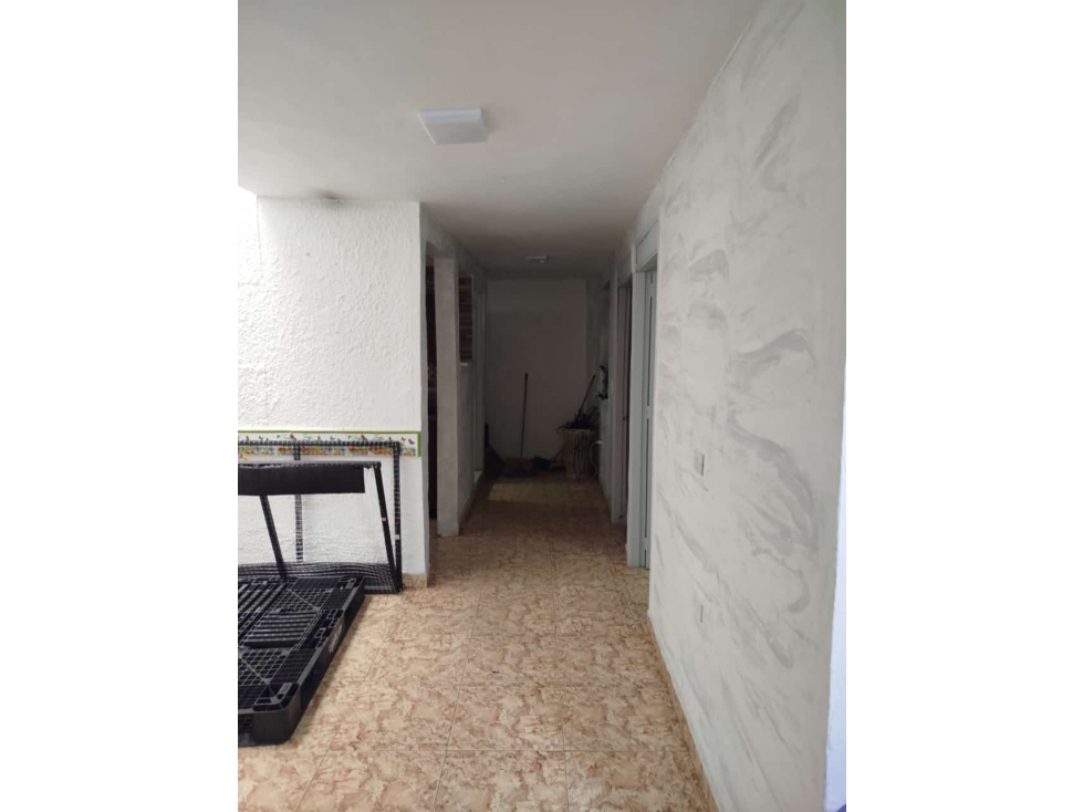 ENVIGADO CASA PRIMER PISO SECTOR LAS CASITAS A UNA CUADRA DE MAYORCA