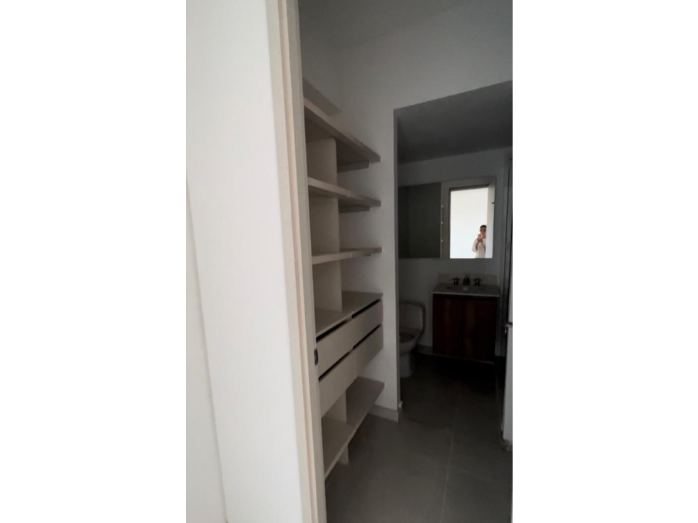 SABANETA EXCELENTE APTO EN CIUDAD DEL BOSQUE CON TODA LA VISTA — foto 4