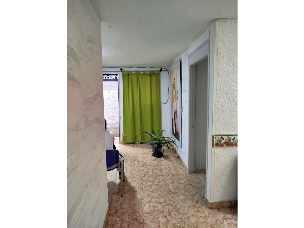 ENVIGADO CASA PRIMER PISO SECTOR LAS CASITAS A UNA CUADRA DE MAYORCA — foto 5