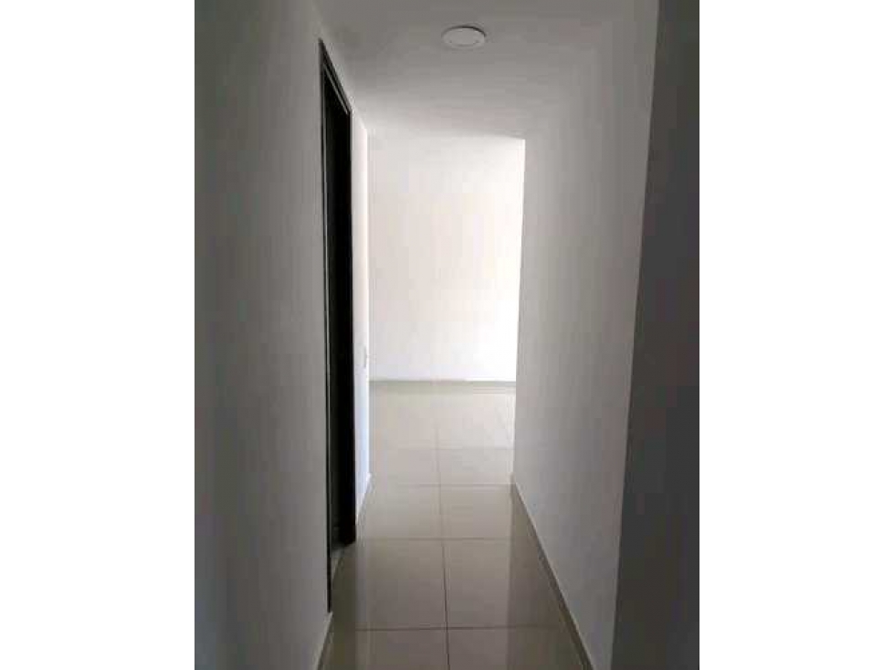 VENDO APARTAMENTO CON VISTA EN GUAYABAL EN EDIFICIO — foto 2