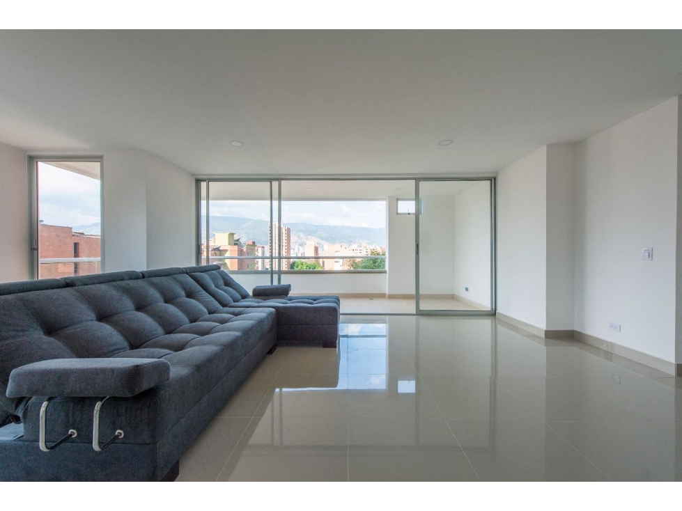 LAURELES EXCELENTE APTO EN EDIFICIO CON MUY BUENA UBICACION — foto 3