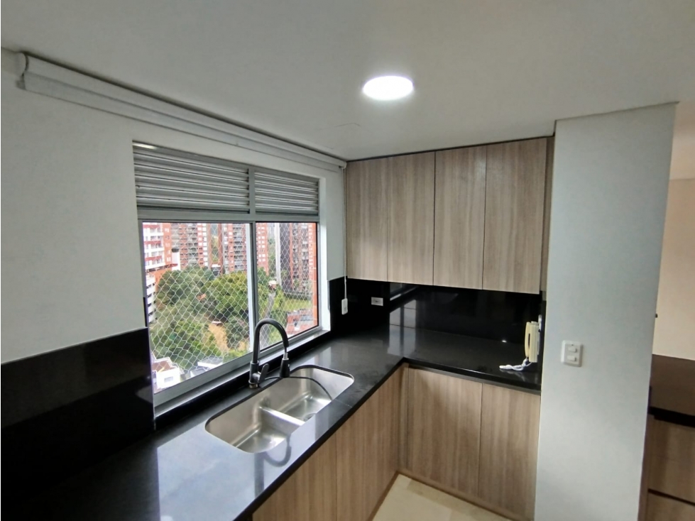 SABANETA EXCELENTE APTO MODERNO Y AMPLIO EN UNIDAD COMPLETA — foto 3