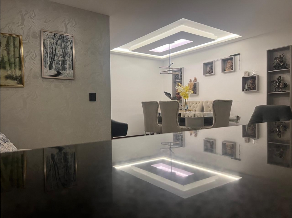 ENVIGADO EXCELENTE APTO MODERNO CON UBICACION CENTRAL — foto 3