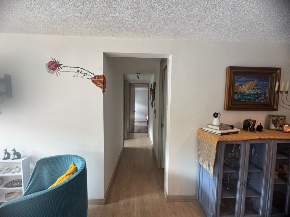 LAURELES CAMPESTRE APTO AMPLIO CON BUENA VISTA SECTOR PRIVILEGIADO — foto 6