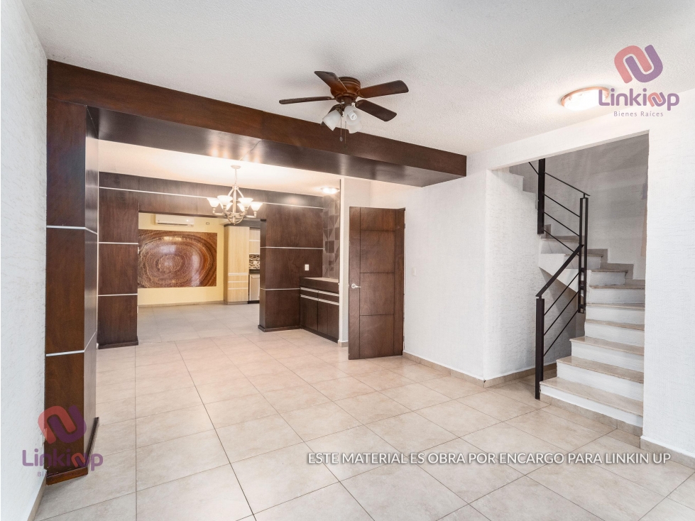 Casa en Venta Fraccionamiento Dream Lagoons 3 pisos Apodaca NL - 2