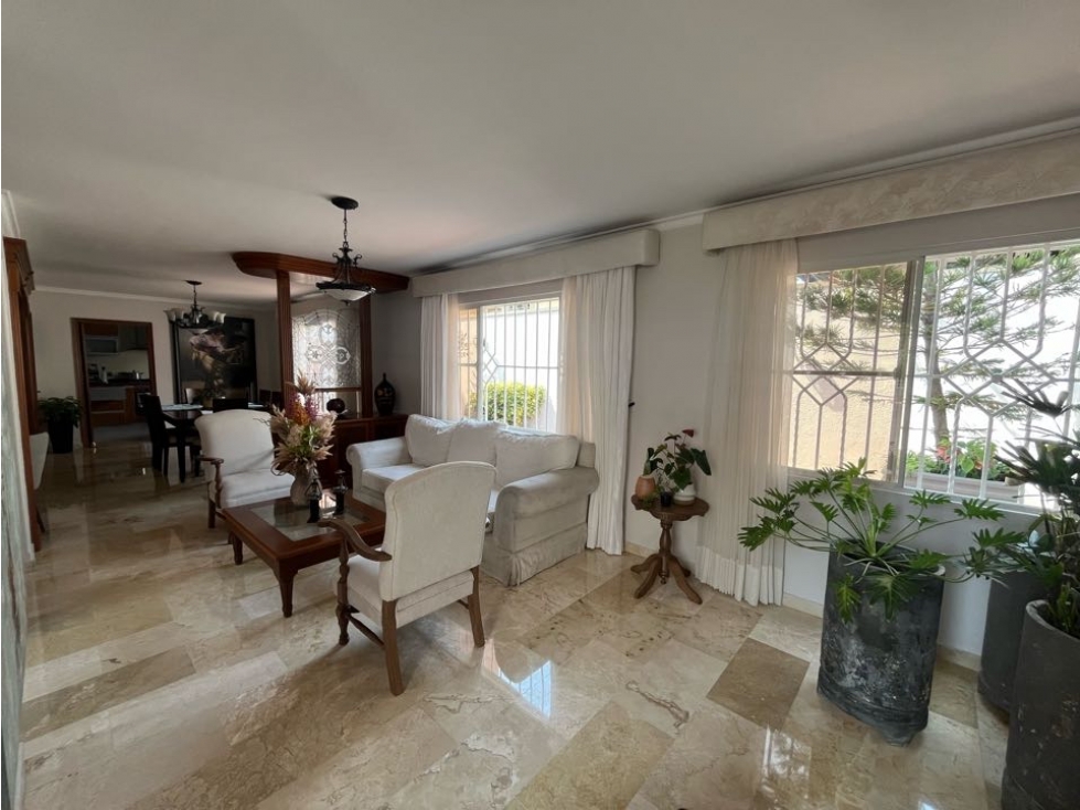 CASA EN VENTA EN RIOMAR