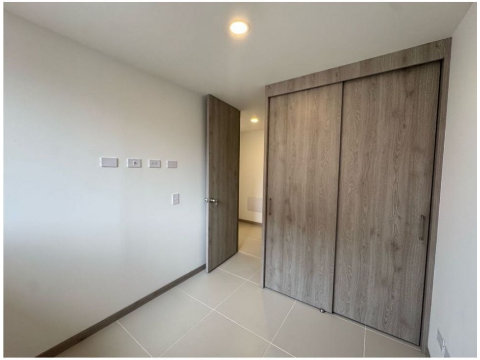 VENTA APARTAMENTO NUEVO, SECTOR CENTRAL DE ITAGUI