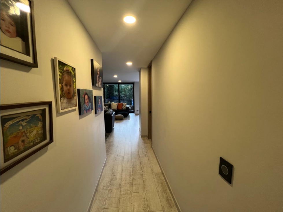 VENTA MODERNO Y ENCANTADOR APARTAMENTO- EL POBLADO