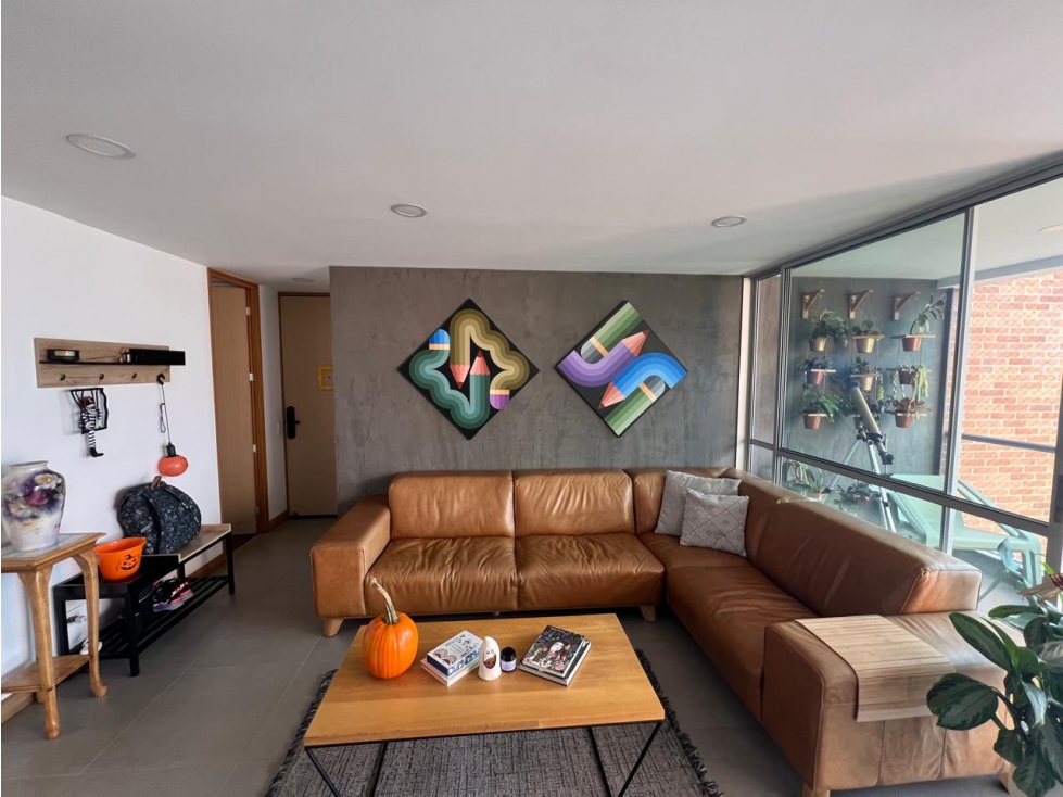 VENTA ENCANTADOR APARTAMENTO ENVIGADO- LOMA EL ESMERALDAL