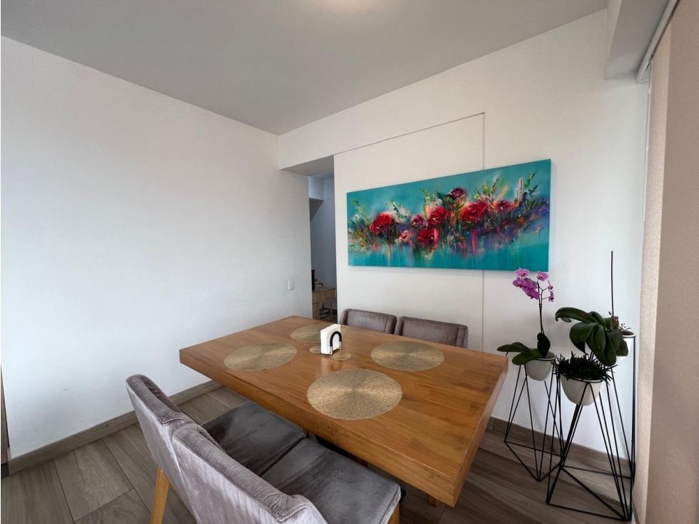 VENTA MODERNO APARTAMENTO CON VISTA LINDA-CALASANZ
