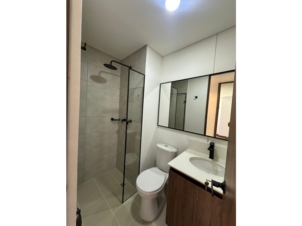 VENTA APARTAMENTO MODERNO ENTRONO VERDE- GUAYABAL — foto 4