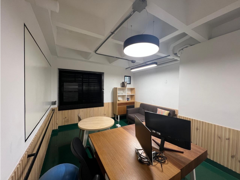 Oficina en venta/Alquiler, excelente ubicación Conquistadores — foto 3