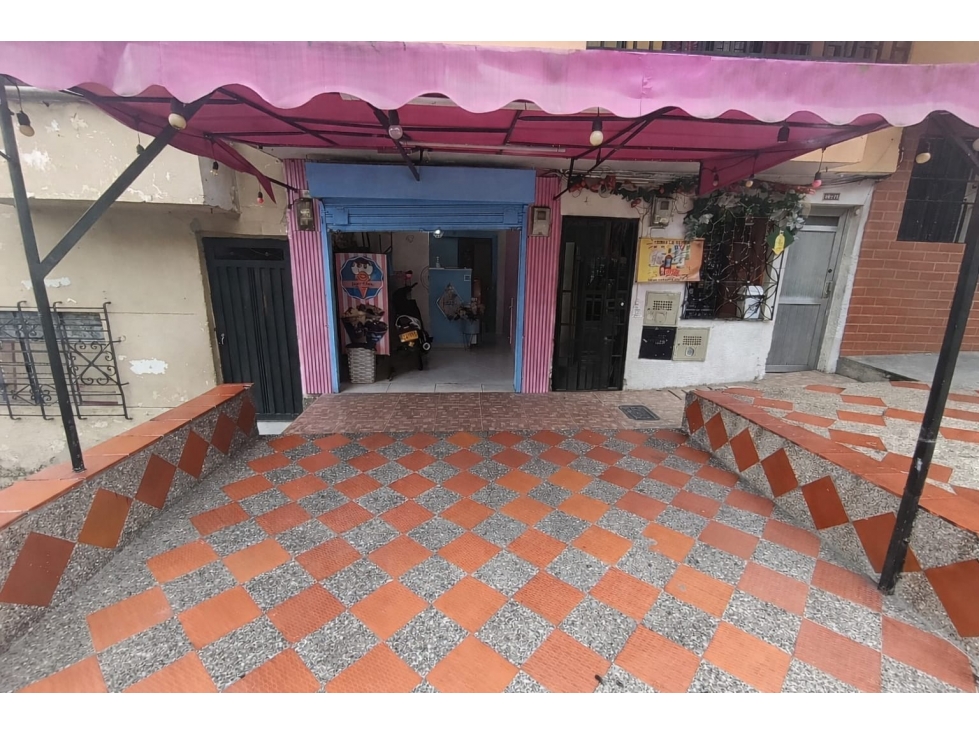 VENTA CASA CON AMPLIOS ESPACIOS Y SOTANO -EL SALVADOR — foto 5