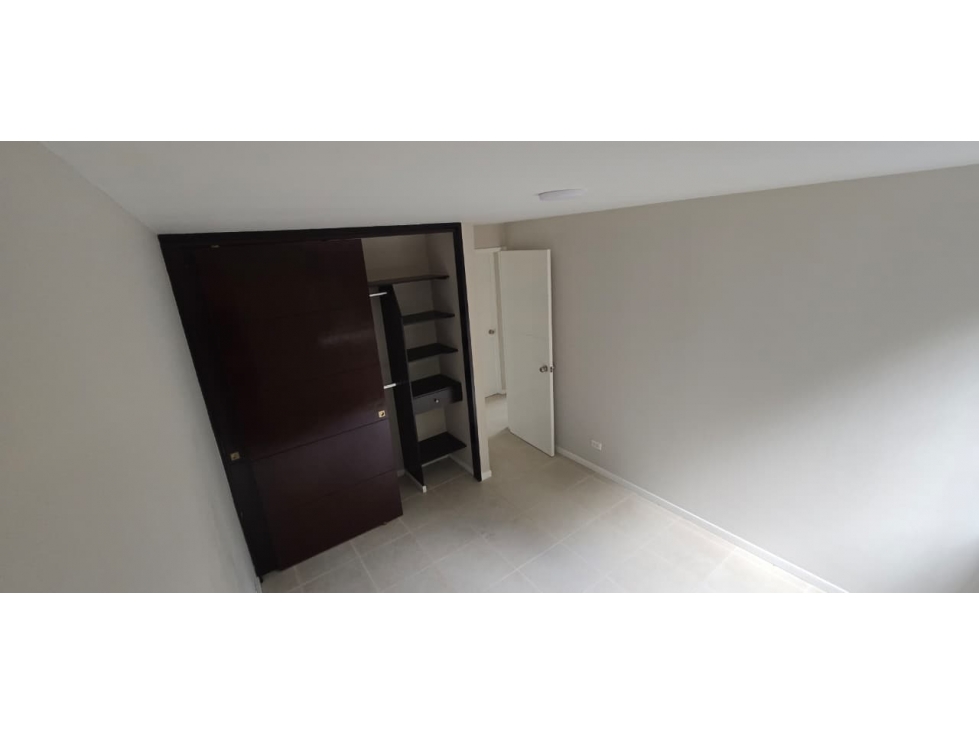 VENTA AMPLIO APARTAMENTO 2 BALCONES- BELÉN — foto 3