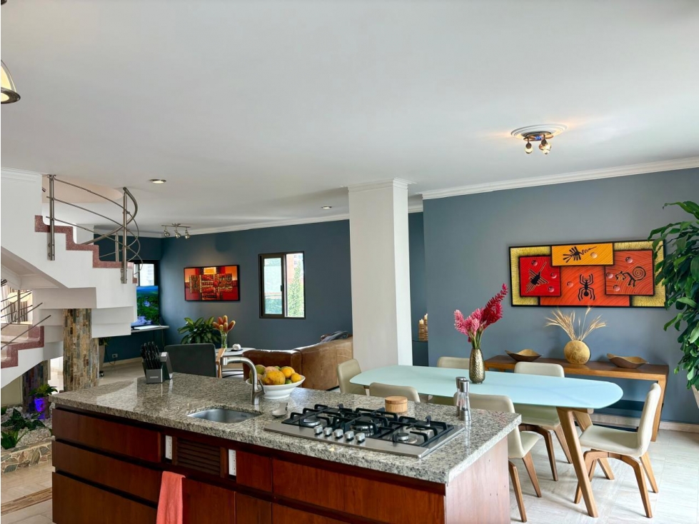 Venta Espectacular Penthouse dúplex Poblado La Tomatera — foto 6