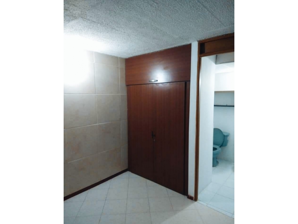 APARTAMENTO AMPLIO Y EXCELENTE UBICACIÓN- SAN ANTONIO DE PRADO — foto 2