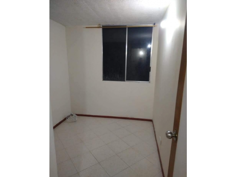 APARTAMENTO AMPLIO Y EXCELENTE UBICACIÓN- SAN ANTONIO DE PRADO — foto 3