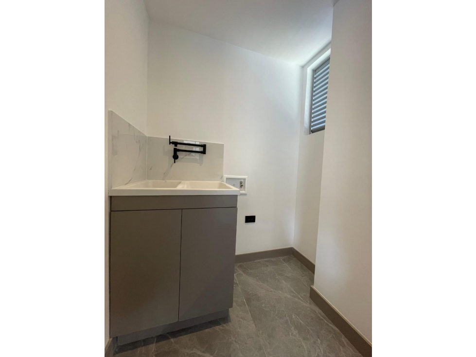 LUJOSO APARTAMENTO - SABANETA PARTE PLANA — foto 6