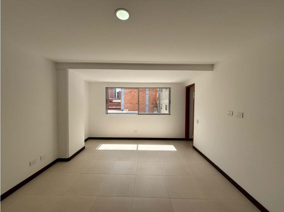 AMPLIO E ILUMINADO APTO EN VENTA BARRIO ESTADIO - LAURELES MEDELLIN — foto 2