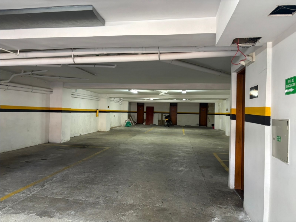 AMPLIO E ILUMINADO APTO EN VENTA BARRIO ESTADIO - LAURELES MEDELLIN — foto 4