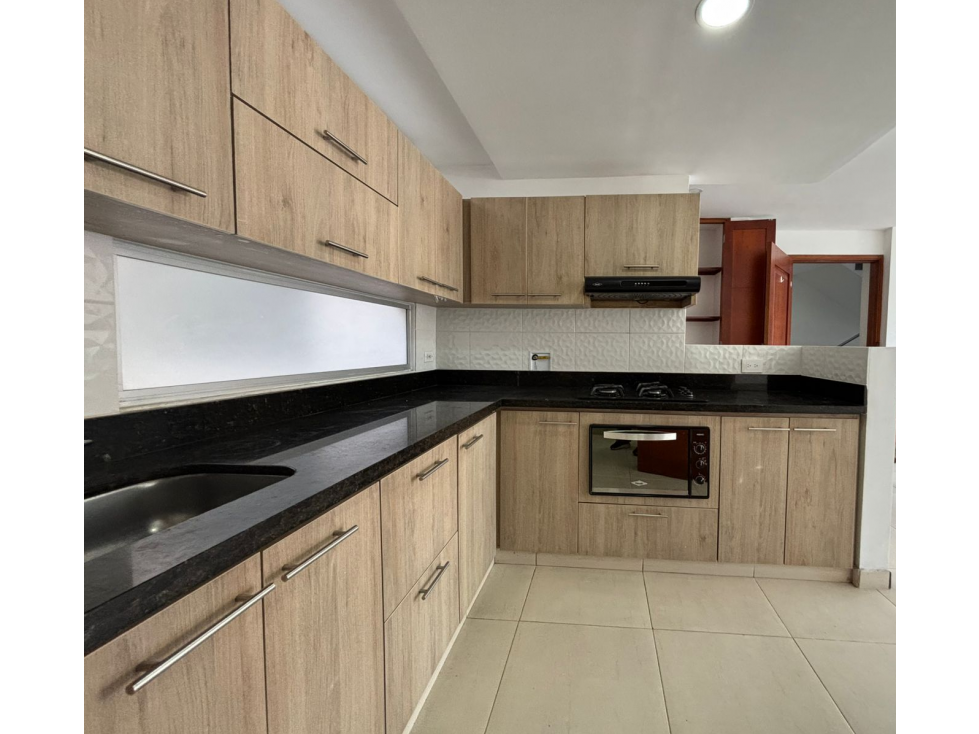 AMPLIO E ILUMINADO APTO EN VENTA BARRIO ESTADIO - LAURELES MEDELLIN — foto 6