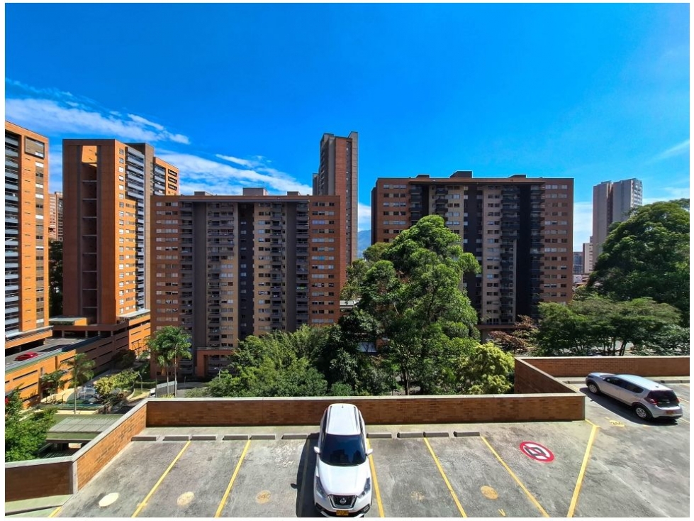 Apartamento en venta en Sabaneta sector Loma San Jose