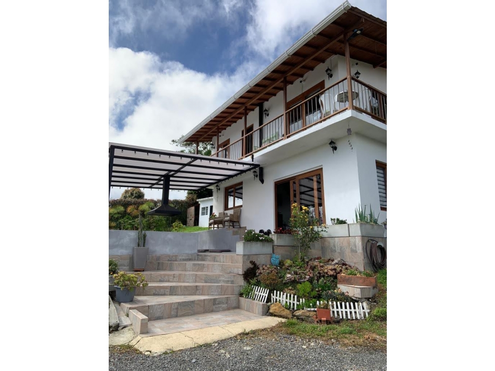 VENTA CASA FINCA EN SANTA ELENA SECTOR VEREDA EL PLAN